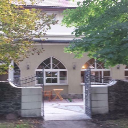 Apartament Dzierzoniow Apartment Екстериор снимка